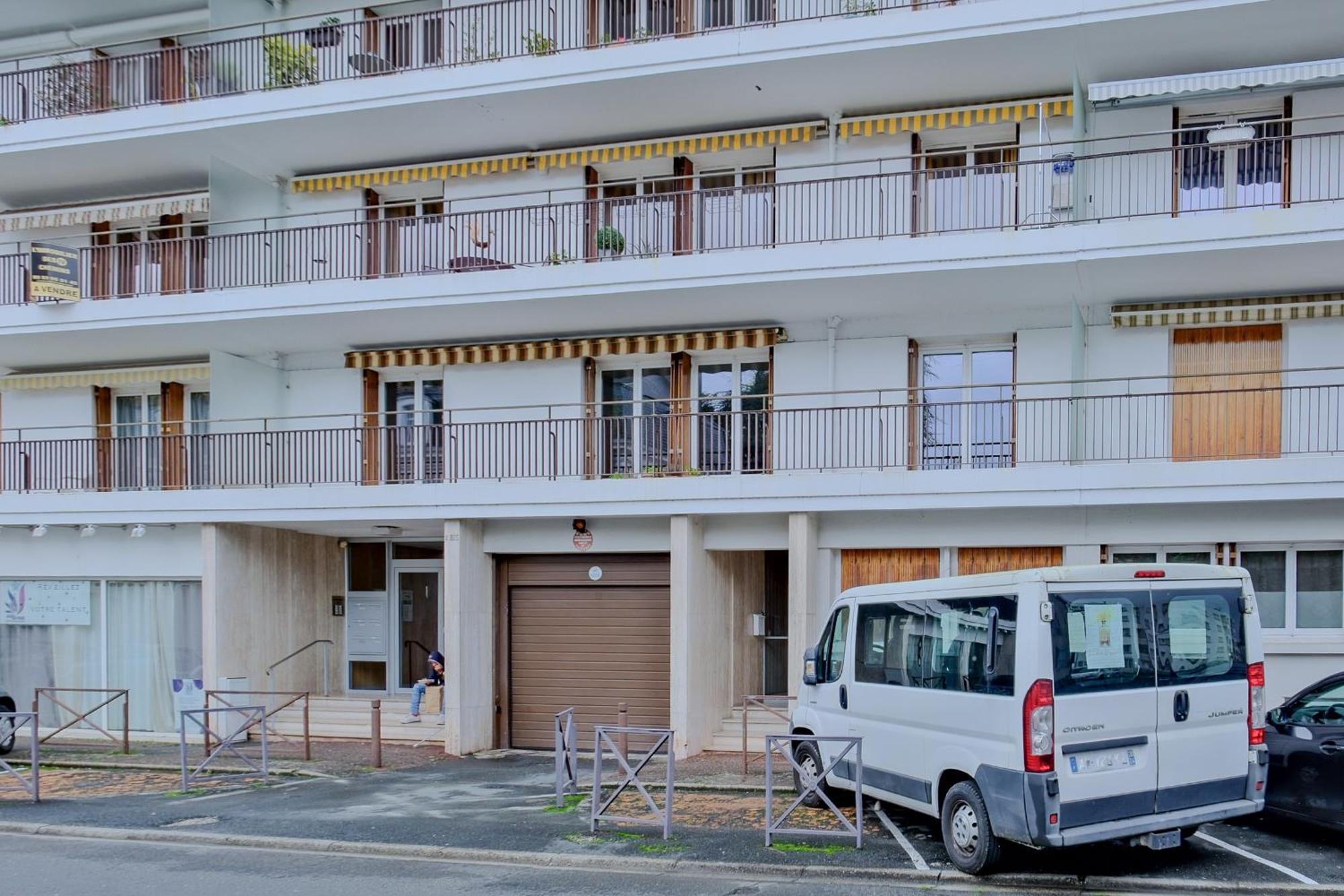 La Confidence Apartment Perigueux Exterior photo